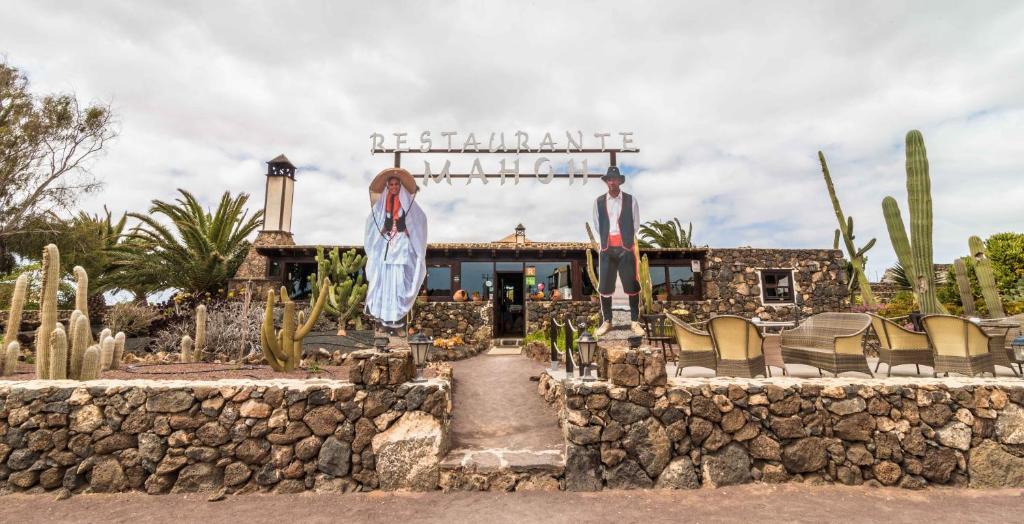 Hotel Rural Restaurante Mahoh Villaverde  Bagian luar foto